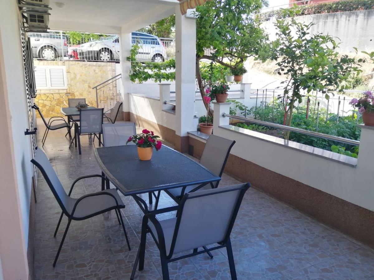 Apartmani Antonia Nakic -Stobrec Split Extérieur photo
