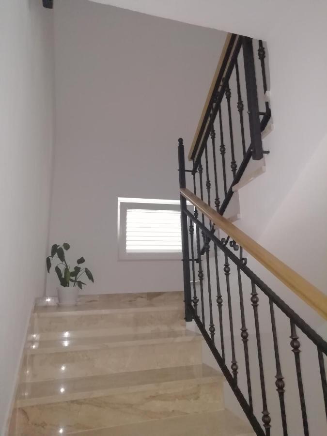 Apartmani Antonia Nakic -Stobrec Split Extérieur photo