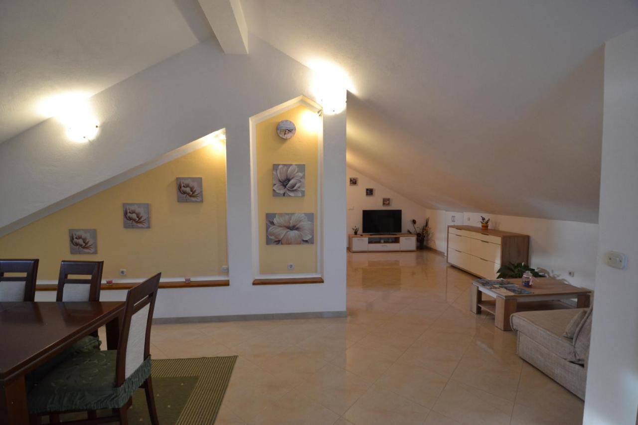 Apartmani Antonia Nakic -Stobrec Split Extérieur photo