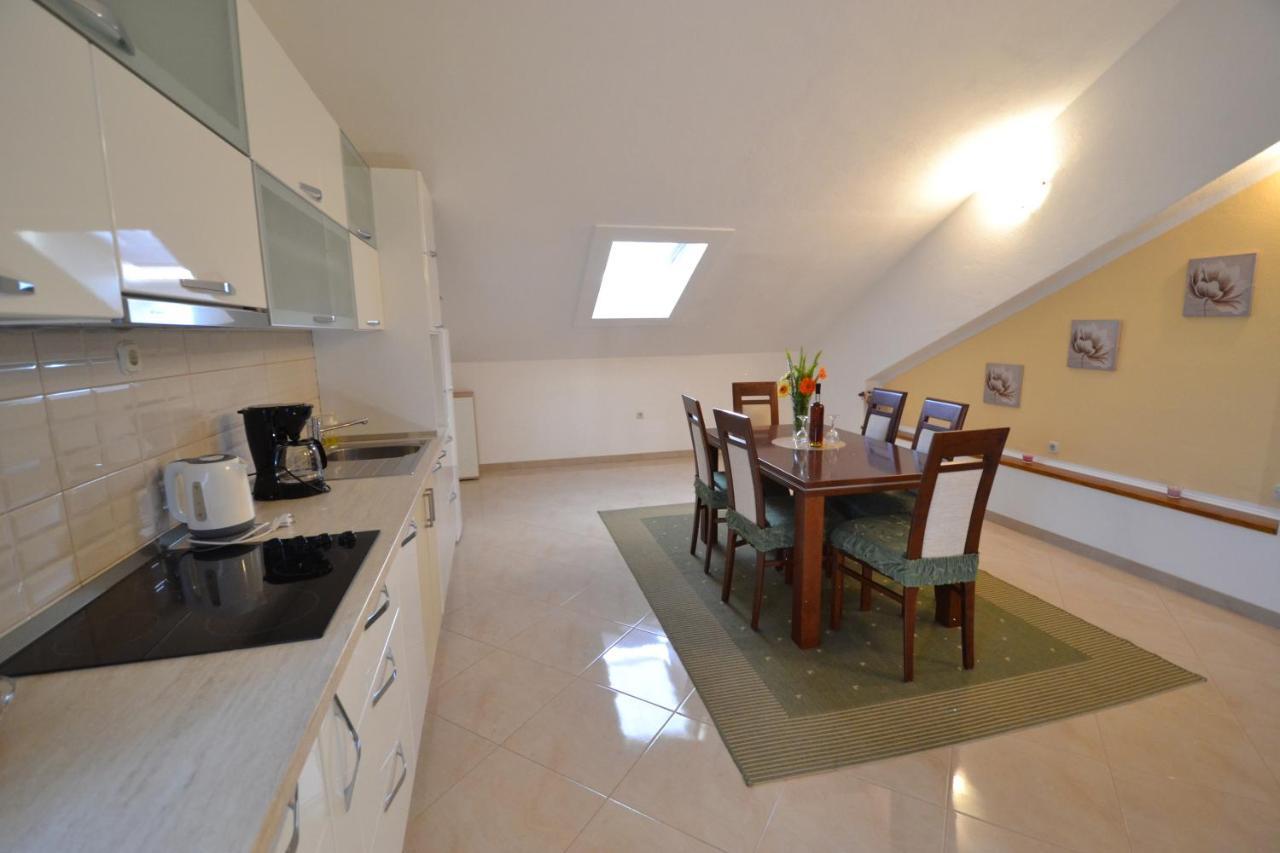 Apartmani Antonia Nakic -Stobrec Split Extérieur photo
